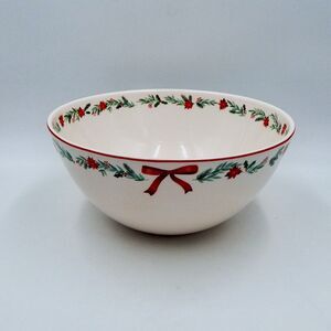 Sur La Table Nutcracker Pine Poinsetta Bow Serving Bowl 10-1/2 Inch